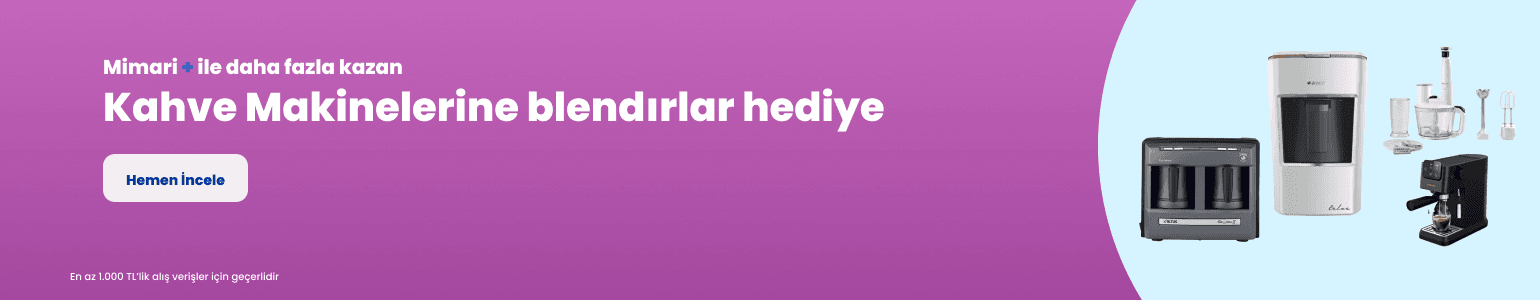 Dolapların yanında mutfak aletleri hediye