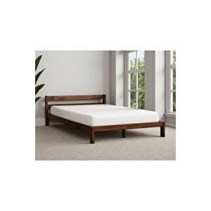 Modern çizgileriyle zarif bir uyku alanı sunar, konfor ve şıklığı bir arada barındırır.